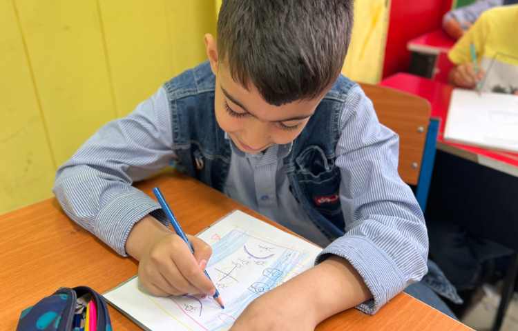 نقاشی از ورزشگاه خود 2