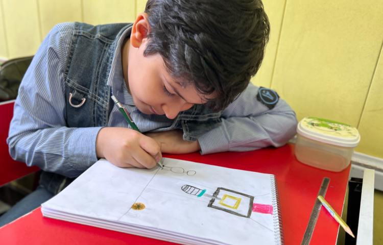 نقاشی از ورزشگاه خود 3