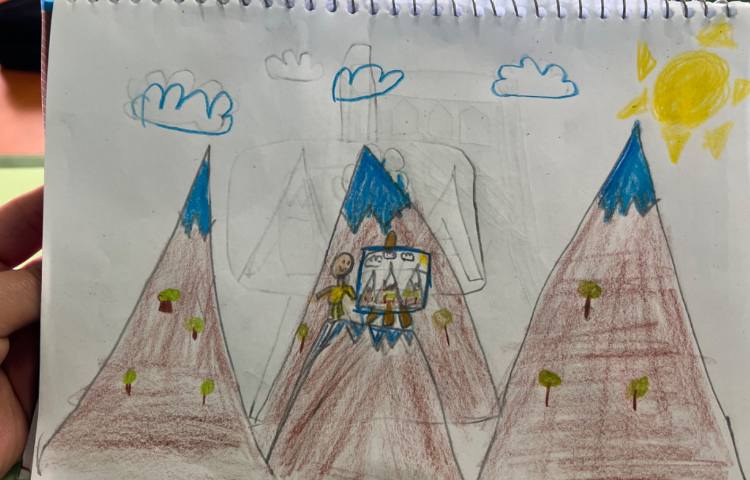 نقاشی از یک نقاش درحال نقاشی در فضای دلخواه (منظره ،موزه ،بنای تاریخی...) 4