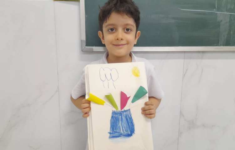 نقاشی با استفاده از دایره های کاغذی رنگی(کلاژ) 1