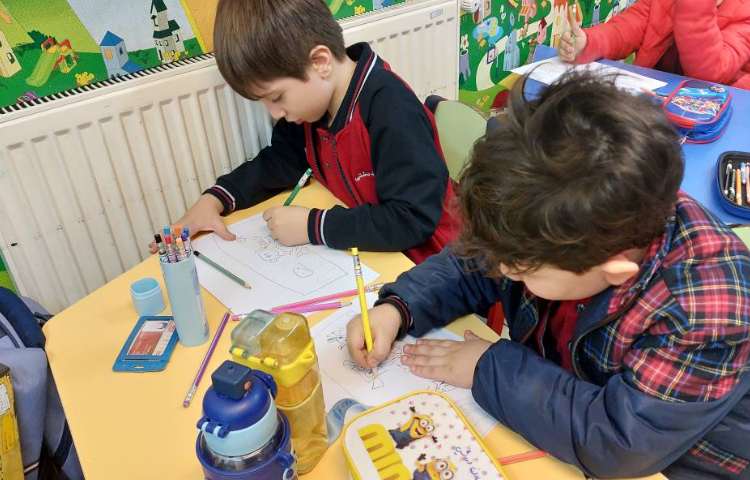 نقاشی با موضوع آکواریوم 6