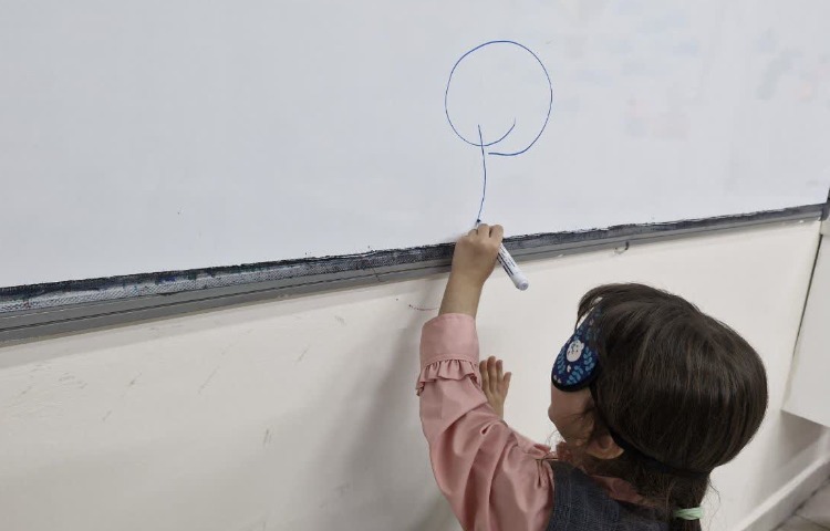 نقاشی با چشمان بسته 3