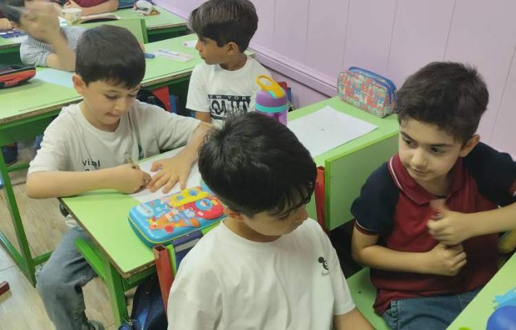 نقاشی حیوانات با ویژگی های خاص با آبرنگ 1