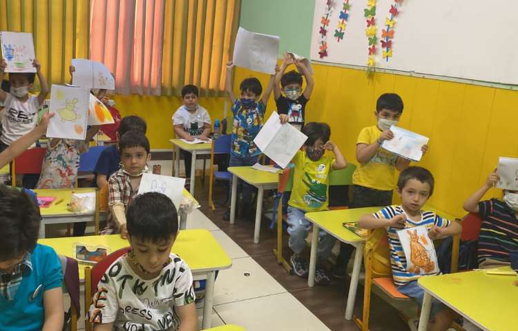 :نقاشی خرگوش و هویج، کلاس بادبادک