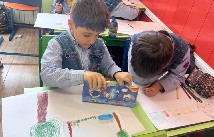 نقاشی داستان جان شما کجاست 2