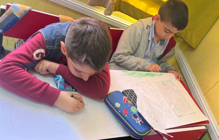 نقاشی داستان خود 3