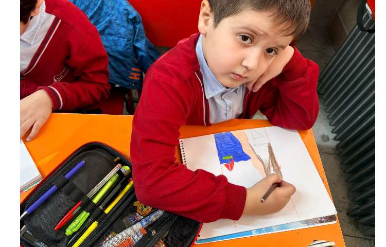 نقاشی دوری و نزدیکی