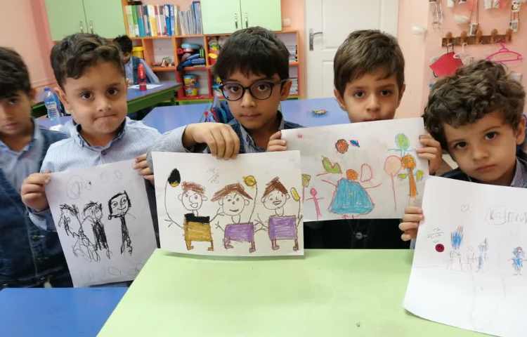 نقاشی دوستان خودشون 1