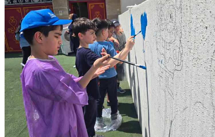 نقاشی روی دیوار 3