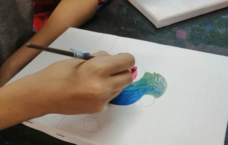 نقاشی روی سفال دانش اموزان پایه سوم دبستان 6