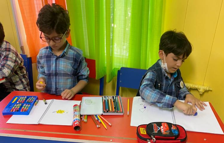 :نقاشی زنبور، کلاس انگور 4