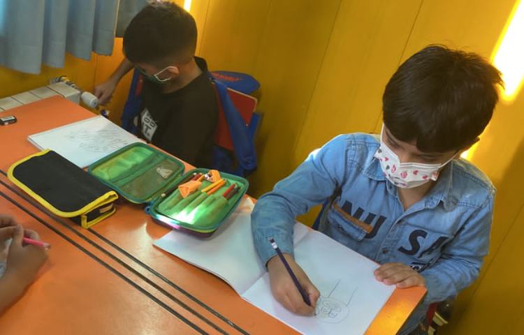 :نقاشی سونیک، کلاس فضانوردان 1