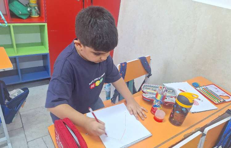 نقاشی شخصیت مورد علاقه 2