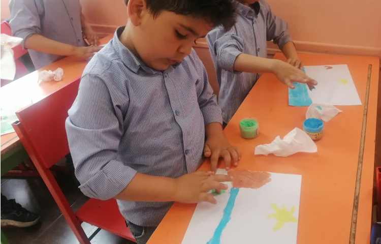 نقاشی طبیعت با رنگ انگشتی 5