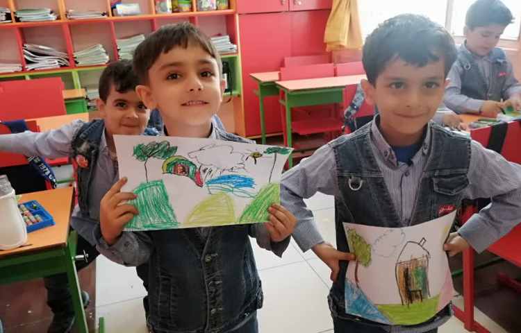 نقاشی طبیعت با مدادشمعی 1