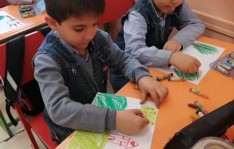 نقاشی طبیعت با مدادشمعی 6