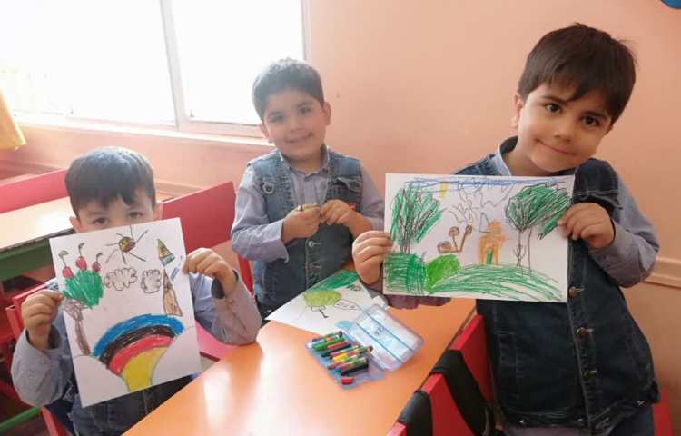 نقاشی طبیعت با مدادشمعی 7