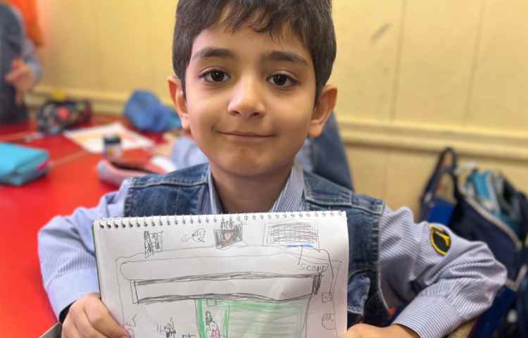 نقاشی فضای کلاس ودوستان خود 8