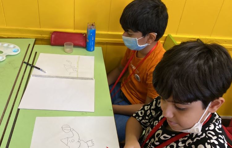 :نقاشی فیل و نقاشی روی سفال، کلاس زمین 3