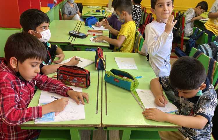 :نقاشی فیل و نقاشی روی سفال، کلاس زمین 4