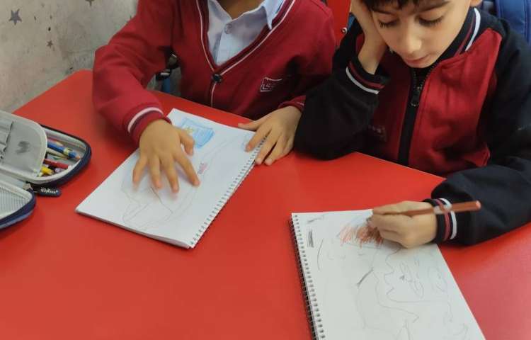 نقاشی نقشه گنج انجام شد.(هدف:تقویت خلاقیت و توانایی بازی سازی) 4