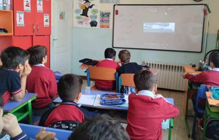 نقاشی هیولای رنگی (احساسات) 3