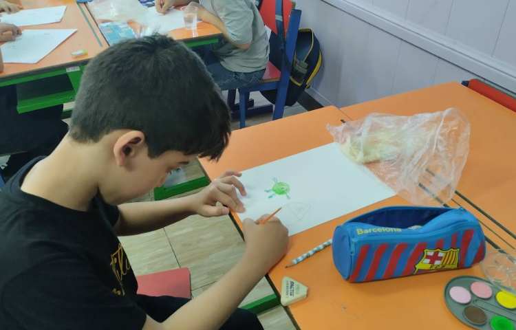 نقاشی هیولا با آبرنگ 4