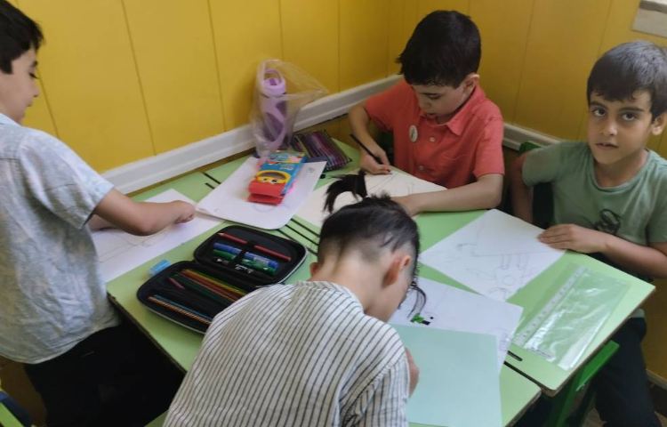 نقاشی هیولا با آبرنگ 5