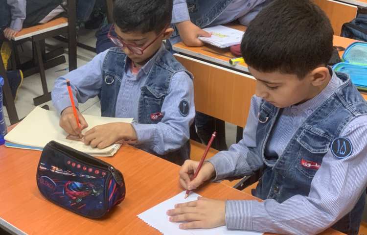 نقاشی وسیله نقلیه عمومی 3