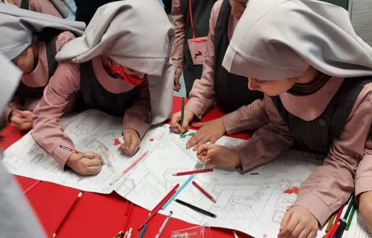 نقاشی و رنگ آمیزی دسته جمعی 7