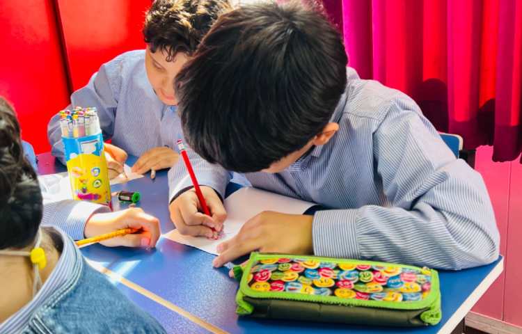 نقاشی کارتونی مورده علاقه 4