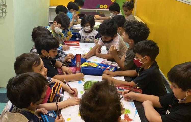 :نقاشی کار گروهی، کلاس پرتقال 2