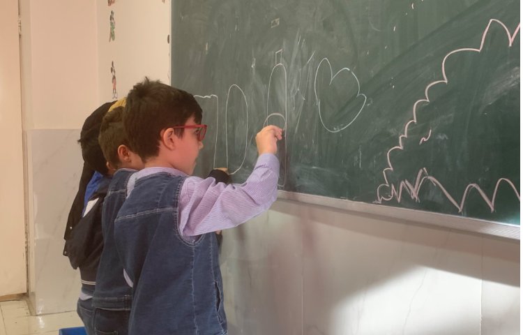 نقاشی گروهی با کمک خلاقیت 1