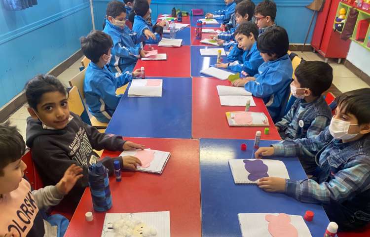 :نقد و انیمیشن، و کاردستی فیل، کلاس قاصدک 4