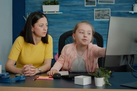 راه‌کارهای مدارس و والدین برای آموزش مجازی