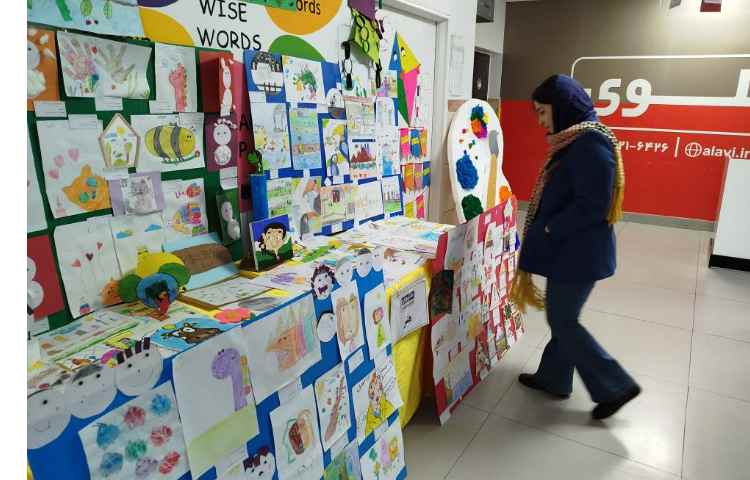 نمایشگاه دست سازه های دانش آموزان 18