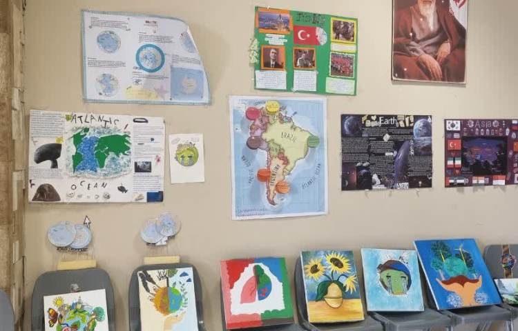 نمایشگاه دست سازه های دانش آموزی 1