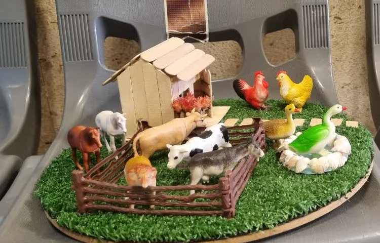 نمایشگاه دست سازه های دانش آموزی 5