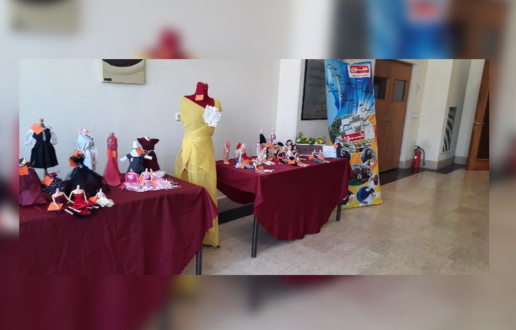 نمایشگاه دست سازه های هنری و پژوهشی 7