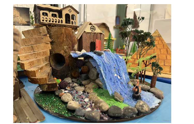 نمایشگاه دست سازه های پایگاه تابستانه1404 3