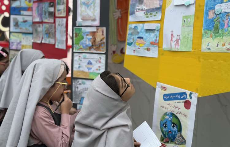 نمایشگاه دوسالانه هنر(نجات زمین) 11