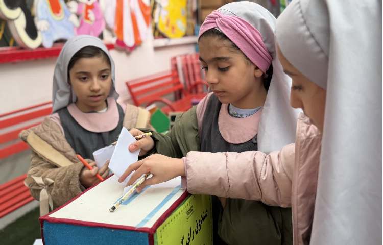 نمایشگاه دوسالانه هنر(نجات زمین) 20