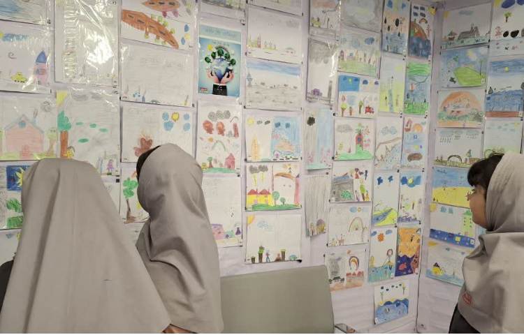 نمایشگاه دوسالانه هنر 13