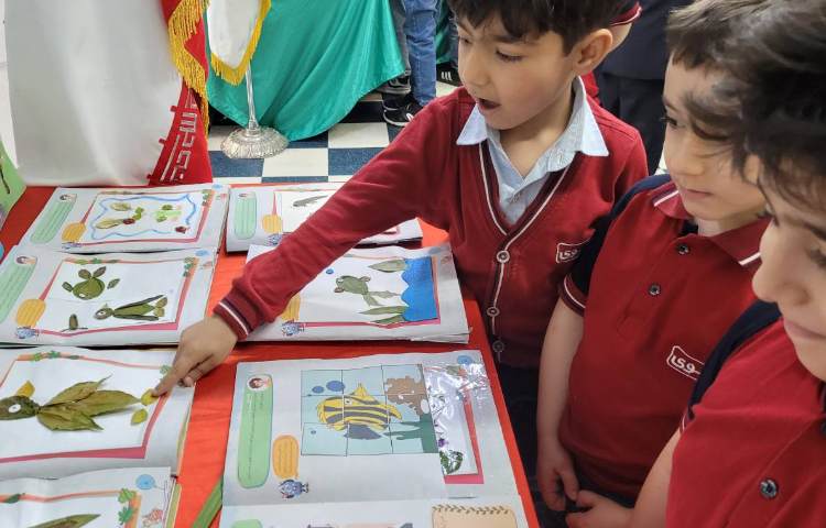 نمایشگاه عیدانه ها 8