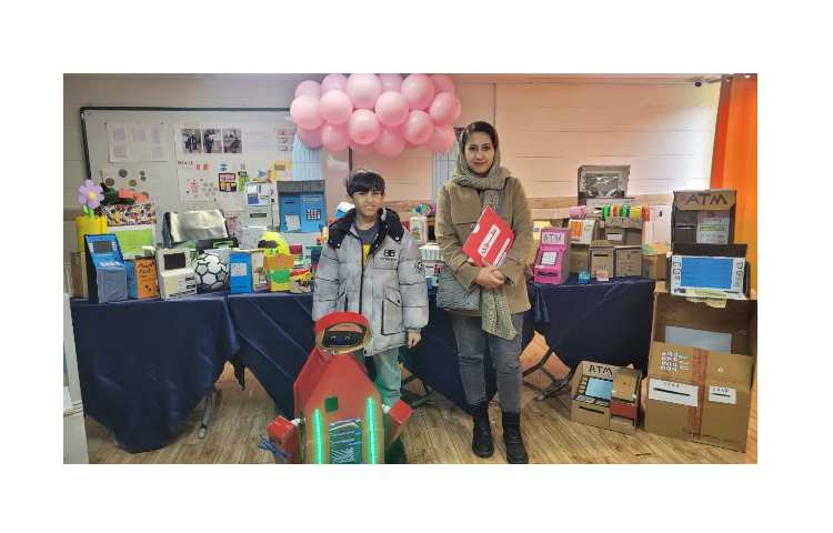 نمایشگاه فوق برنامه ها 1