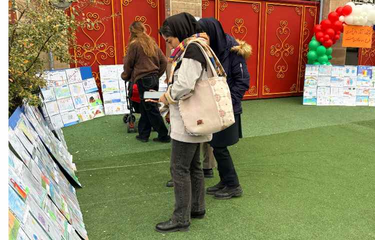 نمایشگاه نقاشی دانش آموزان 32
