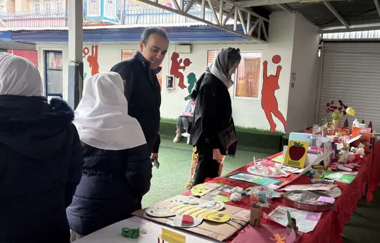 نمایشگاه پویای کلاس های فوق برنامه 8