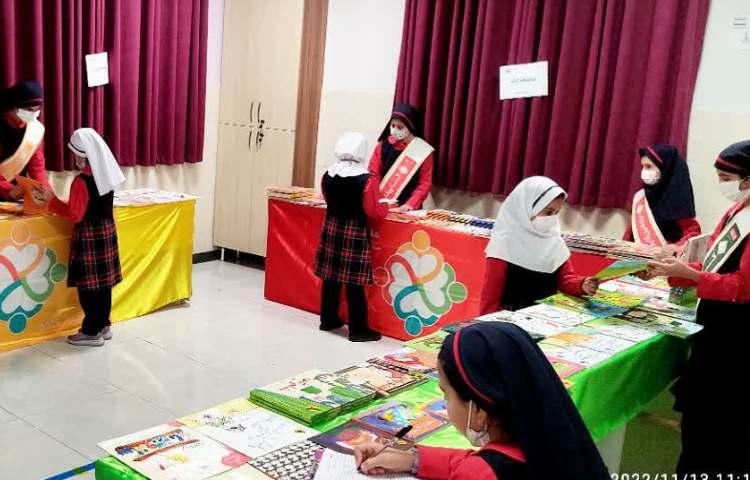 نمایشگاه کتاب 1