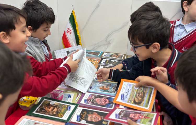 نمایشگاه کتاب 13