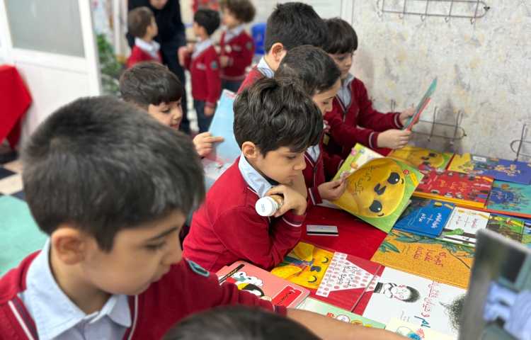 نمایشگاه کتاب 19